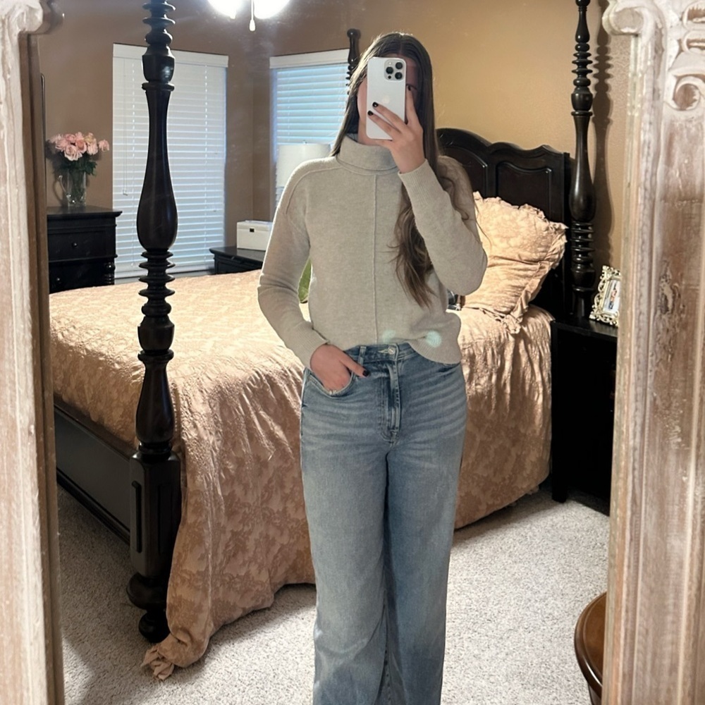 Banana Republic Turtleneck